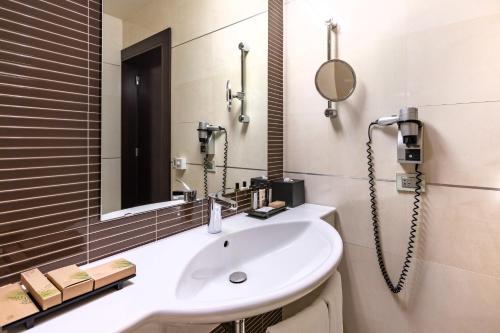 Habitación Doble Superior con bañera de hidromasaje del hotel Bessahotel Boavista. Foto 9