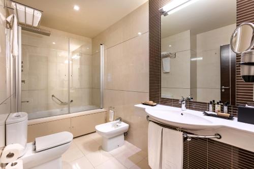 Suite con bañera de hidromasaje del hotel Bessahotel Boavista. Foto 9