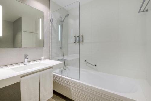Habitación Estándar - 2 camas del hotel Ac San Cugat By Marriott. Foto 3