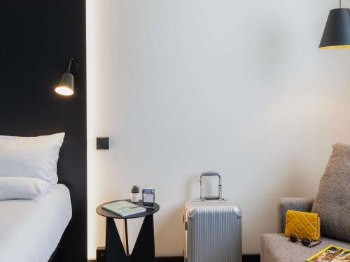 Habitación Doble Estándar - 2 camas del hotel ibis Styles Barcelona Sant Joan Despi. Foto 2