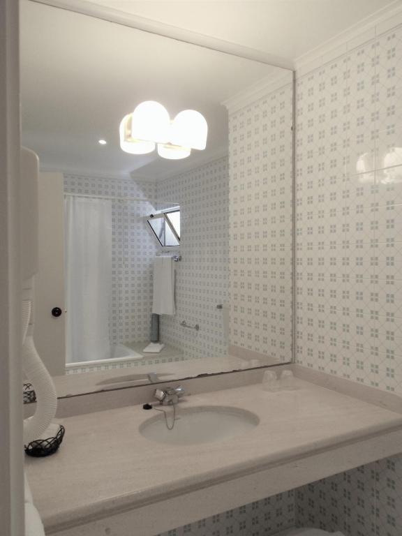 Habitación doble Business del hotel Azoris Faial Garden - Resort. Foto 8