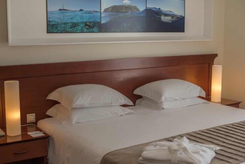 Habitación Doble Executive con vistas al mar del hotel Azoris Faial Garden - Resort. Foto 2