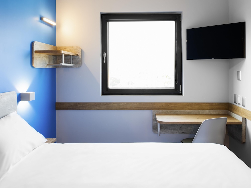 Habitación Estándar con 1 cama doble del hotel Ibis Budget Santiago Providencia. Foto 5