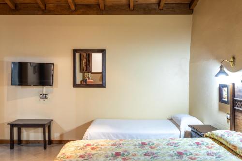 Habitación Triple del hotel São João De Deus By Ridan Hotels. Foto 4