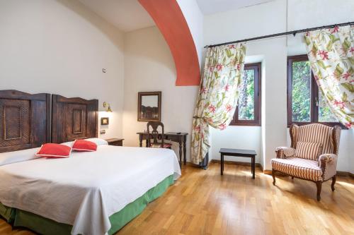 Habitación Triple del hotel São João De Deus By Ridan Hotels. Foto 8