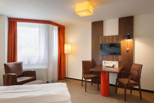 Habitación Doble Estándar - 2 camas del hotel Best Western Nuernberg City West. Foto 4