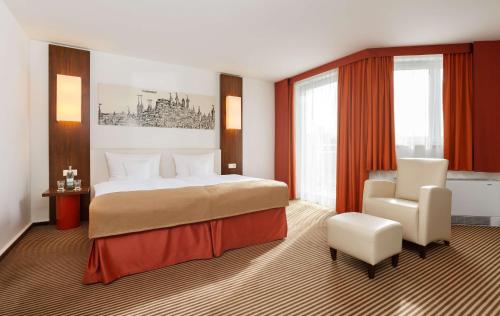 Suite Junior con cama doble del hotel Best Western Nuernberg City West. Foto 3