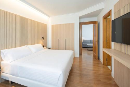 Suite Junior del hotel Vigo Los Galeones Affiliated By Meliá. Foto 2