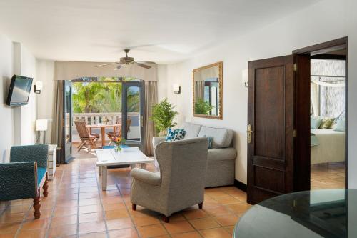 Apartamento Suite de 1 dormitorio con jacuzzi del hotel Regency Country Club, Apartments Suites. Foto 6