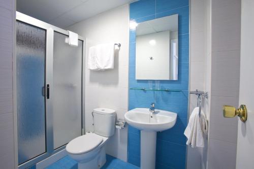 Estudio con balcón del hotel Tinoca. Foto 1