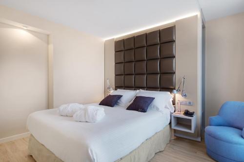 Suite Junior del hotel Palladium. Foto 6
