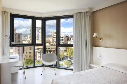 Habitación Doble con vistas al paseo Mallorca - 1 o 2 camas del hotel Palladium. Foto 1