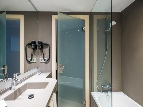 Habitación Doble con vistas al paseo Mallorca - 1 o 2 camas del hotel Palladium. Foto 5