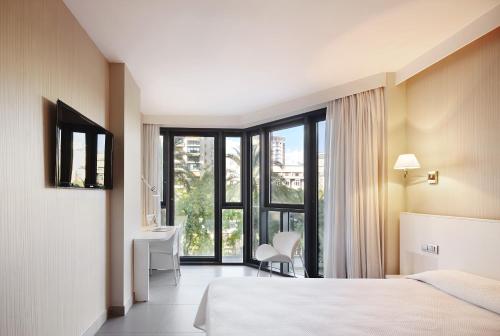 Habitación Doble con vistas al paseo Mallorca - 1 o 2 camas del hotel Palladium. Foto 6