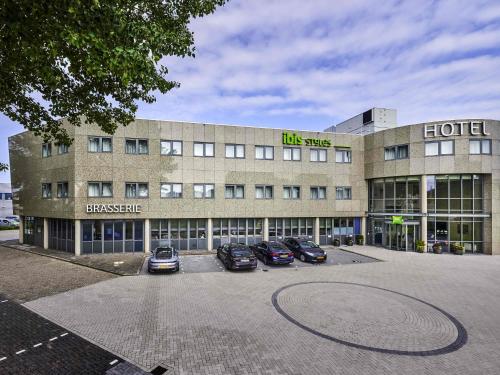 Estudio del hotel ibis Styles Almere. Foto 1