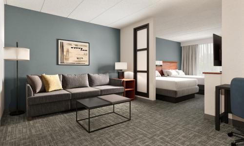 High Floor Double Suite with Two Double Beds and Sofa Bed del hotel Hyatt Place Nashville Opryland. Foto 5