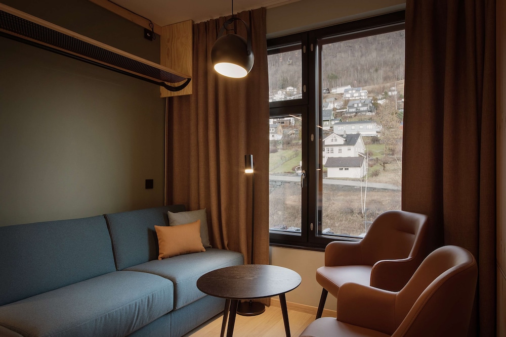 Habitación estándar con 2 camas individuales del hotel Scandic Voss. Foto 3
