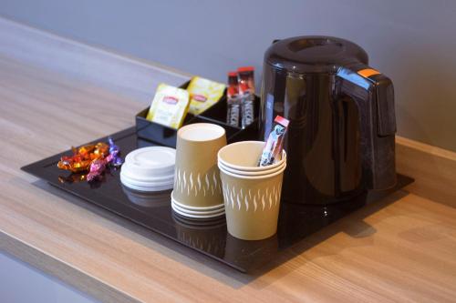 Estudio Estándar con 2 camas individuales del hotel 37 Lodge La Défense Courbevoie. Foto 2