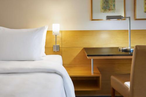 Habitación Doble - 2 camas del hotel Lindner Dusseldorf Seestern, Part Of Jdv By Hyatt. Foto 3