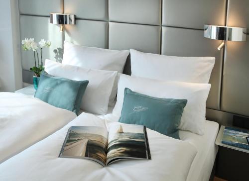 Habitación Deluxe - 1 cama grande del hotel Lindner Dusseldorf Seestern, Part Of Jdv By Hyatt. Foto 7