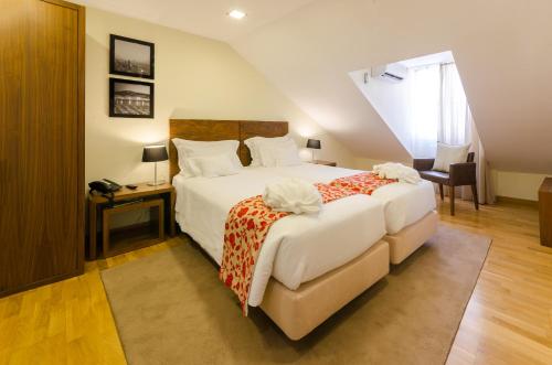 Habitación Doble Estándar - 1 o 2 camas del hotel Borges Chiado. Foto 6