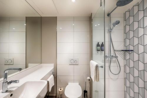Habitación Doble Estándar del hotel Premier Inn Stuttgart Bad Cannstatt. Foto 3