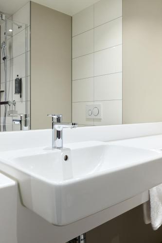Habitación Doble - 1 o 2 camas del hotel Premier Inn Stuttgart Bad Cannstatt. Foto 8