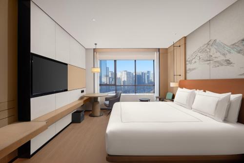 Swiss Executive King Room with Lounge Access - High Floor del hotel Swissôtel Beijing Hong Kong Macau Center. Foto 5