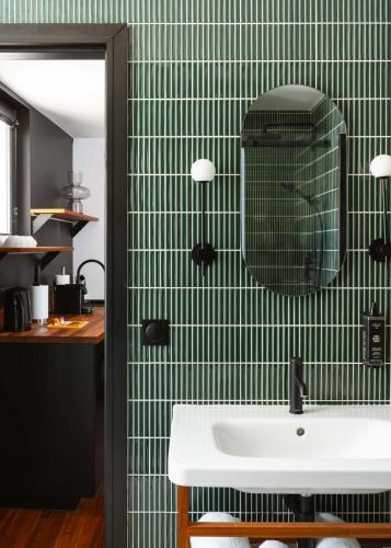 Suite Confort del hotel Makom Montmartre. Foto 5
