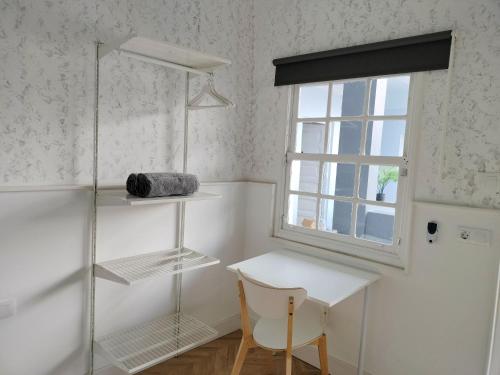 Habitación Individual con baño compartido del hotel Room27. Foto 2