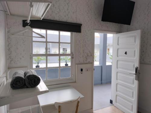 Habitación Doble con baño compartido del hotel Room27. Foto 1