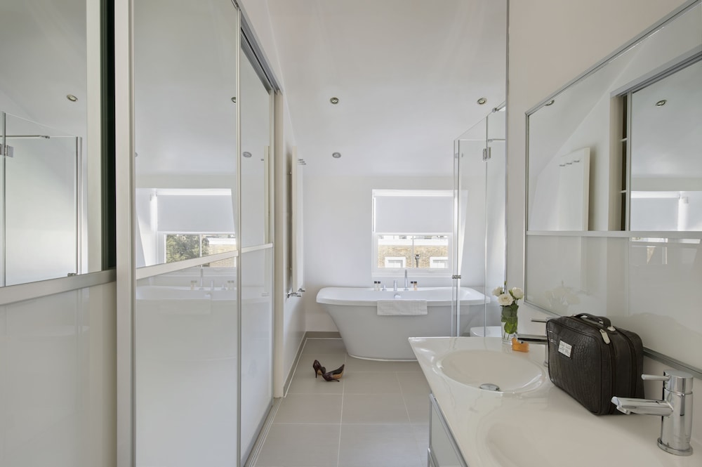 Ático, 2 habitaciones del hotel Nevern Place by Supercity Aparthotels. Foto 9