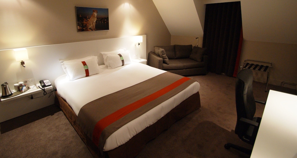Habitación estándar, 1 cama de matrimonio grande del hotel Holiday Inn Paris - Auteuil, An Ihg