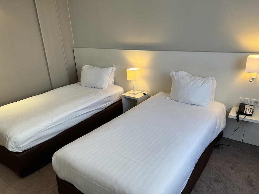 Habitación estándar del hotel Holiday Inn Paris - Auteuil, An Ihg. Foto 7