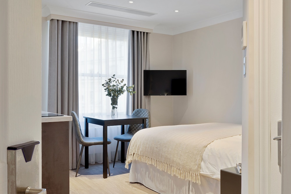 Estudio estándar, 1 cama doble, no fumadores del hotel Cleveland Gardens. Foto 26