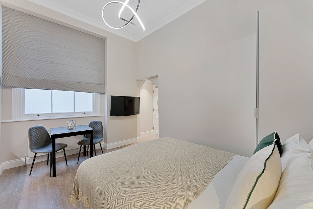 Estudio ejecutivo, 1 cama doble, no fumadores del hotel Cleveland Gardens. Foto 3