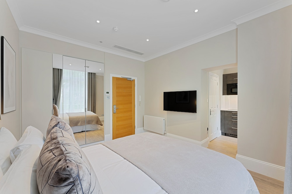 Estudio ejecutivo, 1 cama doble, no fumadores del hotel Cleveland Gardens. Foto 8