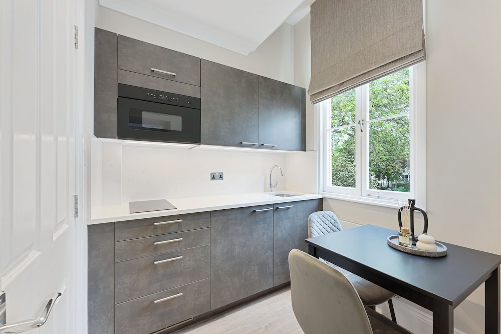 Estudio ejecutivo, 1 cama doble, no fumadores del hotel Cleveland Gardens. Foto 14