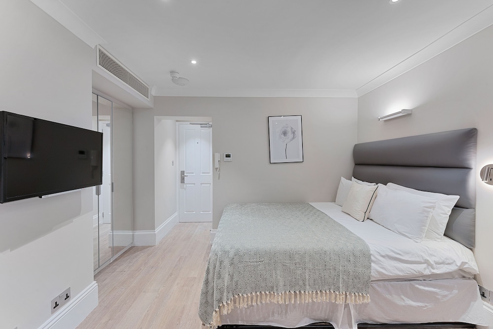 Estudio superior, 1 cama de matrimonio grande (Lower Ground) del hotel Cleveland Gardens. Foto 13