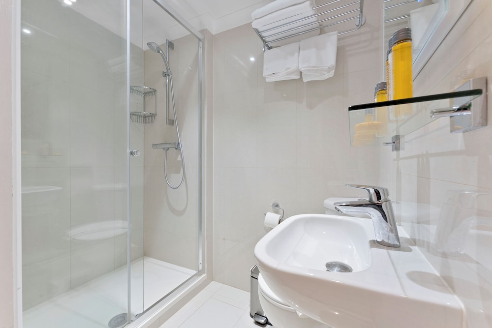 Estudio familiar, 1 cama de matrimonio grande (Lower Ground Floor) del hotel Cleveland Gardens. Foto 14