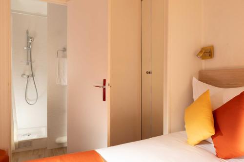 Habitación Doble Estándar del hotel Saint-Roch. Foto 2