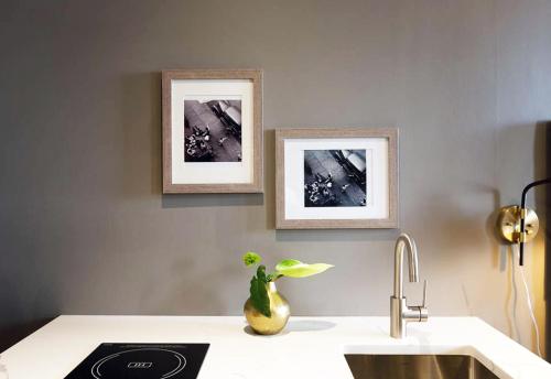 Alojamiento Pied - a - Terre con balcón compartido del hotel Blue Moon. Foto 6