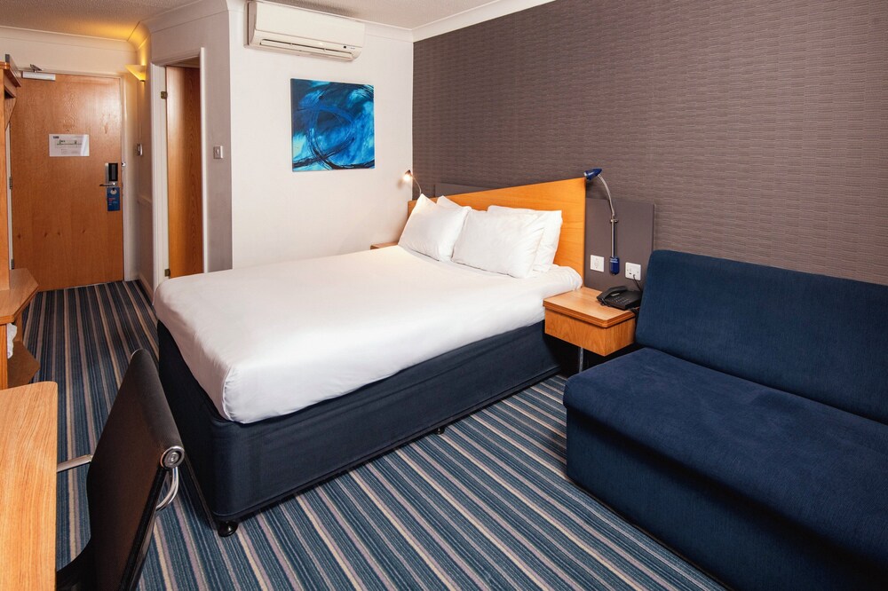Habitación estándar, 1 cama doble del hotel Holiday Inn Express London Wandsworth, An Ihg. Foto 7