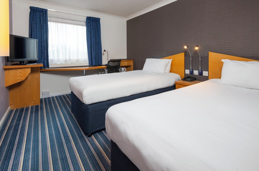 Habitación estándar, 2 camas individuales del hotel Holiday Inn Express London Wandsworth, An Ihg. Foto 3