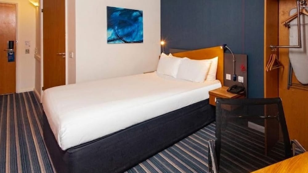 Habitación, 1 cama doble, accesible del hotel Holiday Inn Express London Wandsworth, An Ihg. Foto 3
