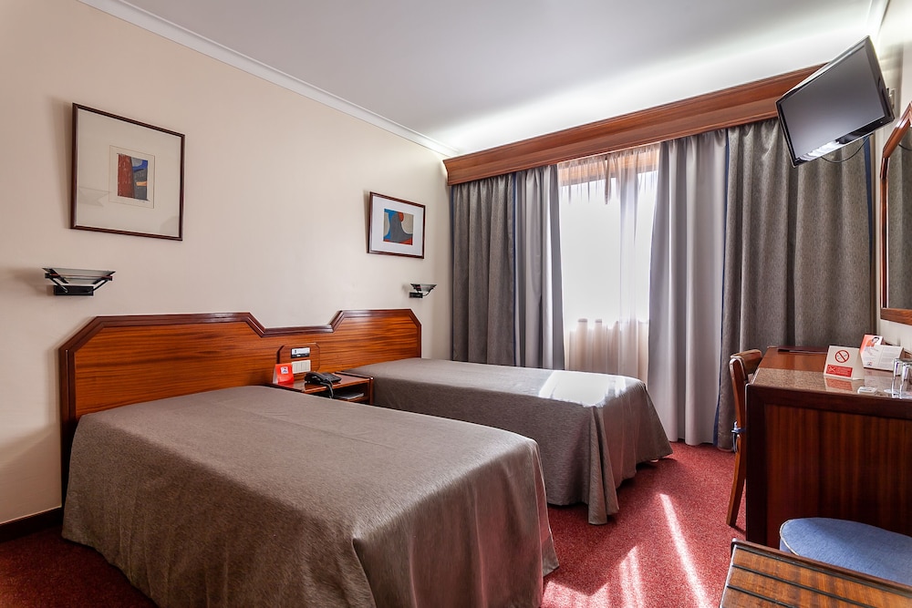 Habitación con 2 camas individuales del hotel Nacional