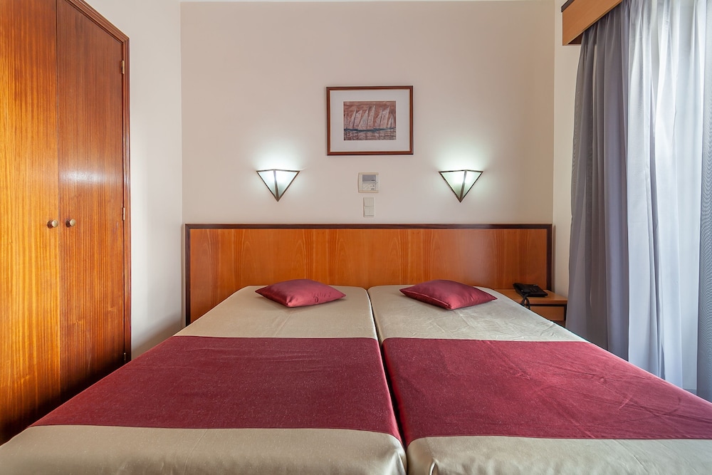 Habitación estándar con 1 cama doble o 2 individuales del hotel Residencial Horizonte. Foto 1