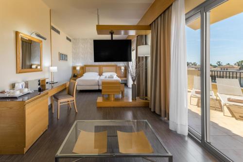Suite Junior del hotel Elba Costa Ballena Beach and Thalasso Resort. Foto 1