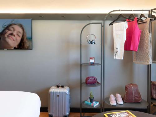 Habitación Doble Superior - 2 camas del hotel Ibis Malaga Centro Ciudad. Foto 1