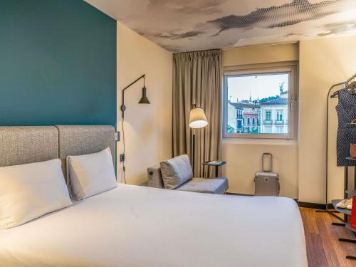 Habitación Familiar del hotel Ibis Malaga Centro Ciudad. Foto 2